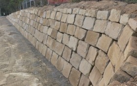 Commercial A-Grade Sandstone Retaining Wall